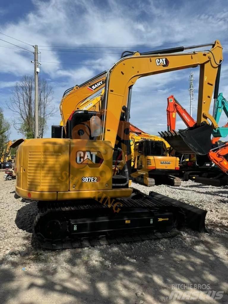 CAT 307 E2 Малые экскаваторы 7т-12т