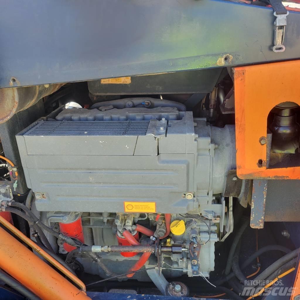 Sandvik DC 300 Буровые вышки