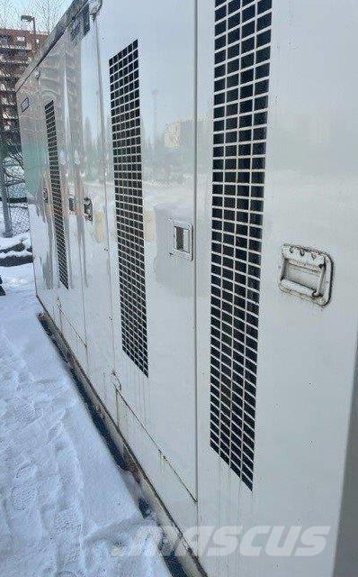 CAT XQ350, 600 Volt Дизельные генераторы