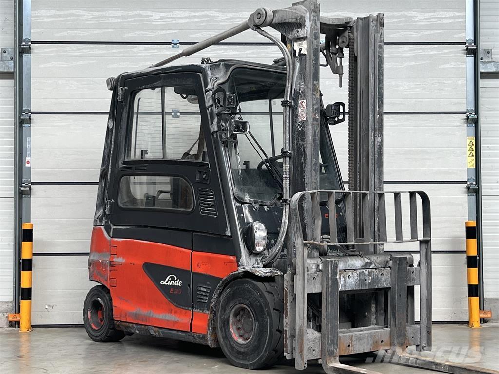 Linde E30L-01 Электропогрузчики