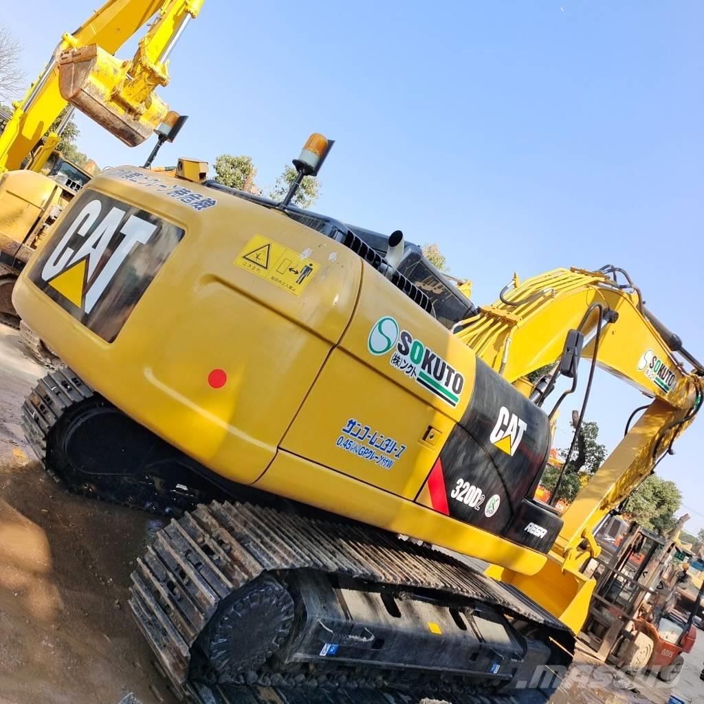 CAT 320 D2 Гусеничные экскаваторы