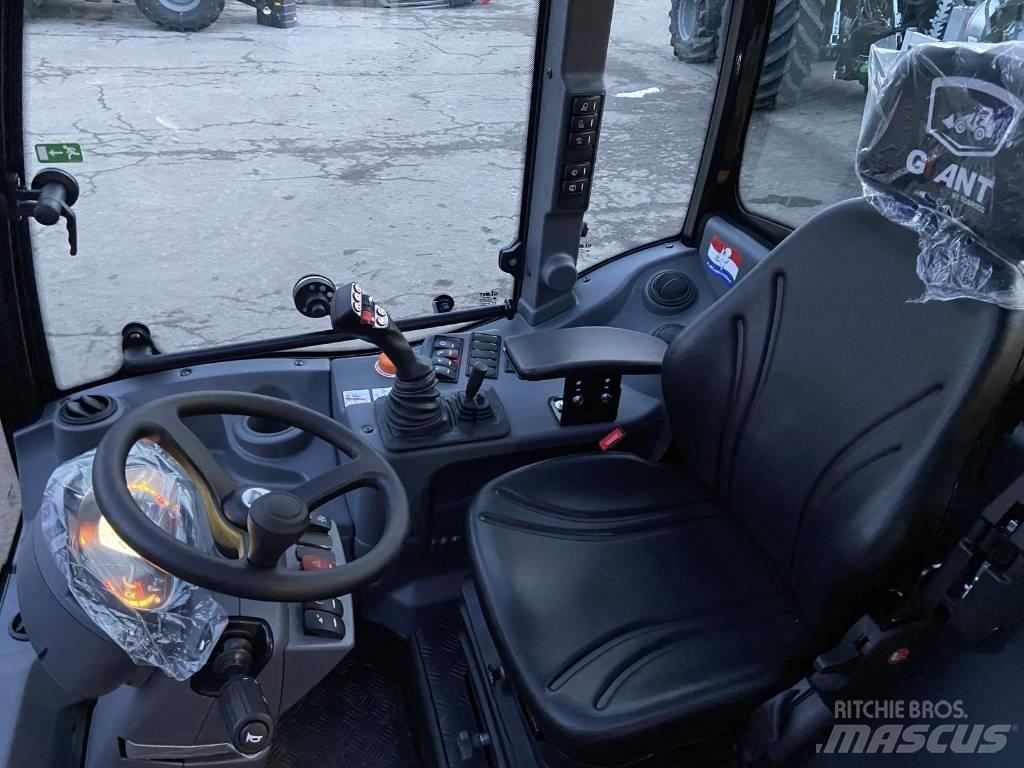 GiANT G 5000 Фронтальные погрузчики