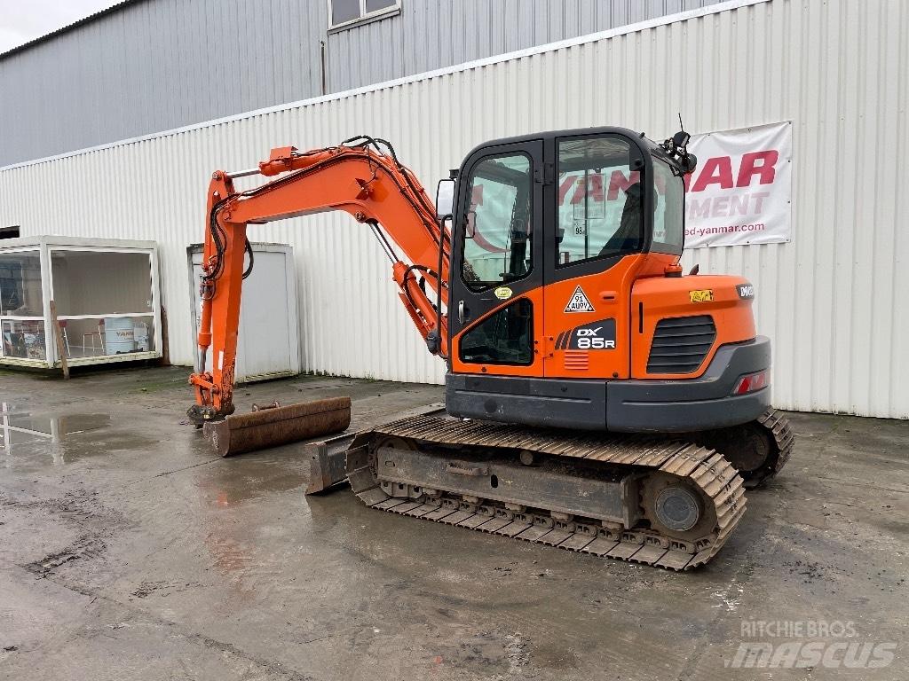 Doosan DX85 Малые экскаваторы 7т-12т
