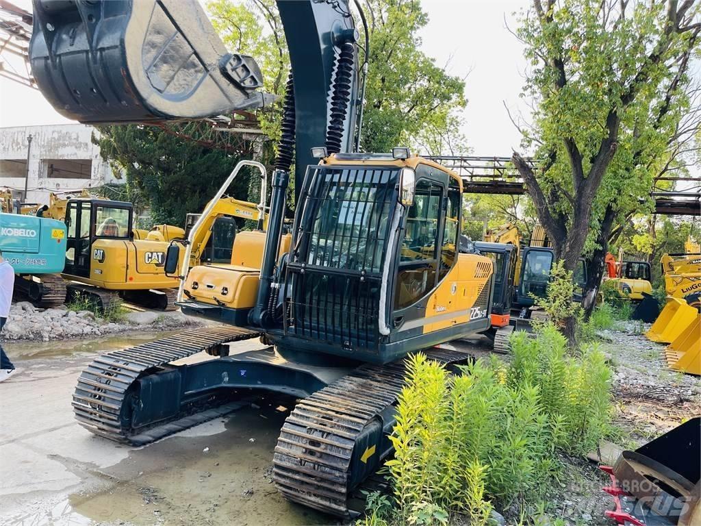 Hyundai 225 lc 9t Гусеничные экскаваторы