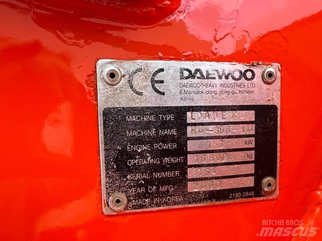 Daewoo Mega 300 III Фронтальные погрузчики