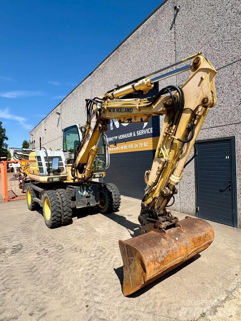 New Holland MH 2.6 Колёсные экскаваторы