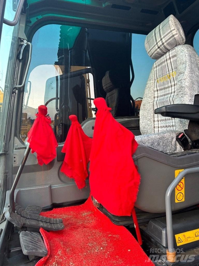 Volvo EC 210 Гусеничные экскаваторы