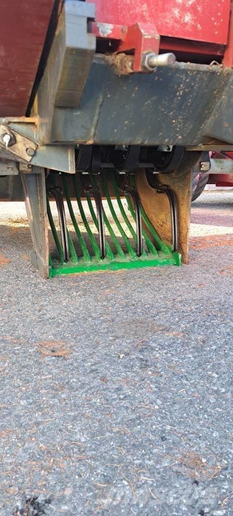 Juko KK 4 Подборщики камней