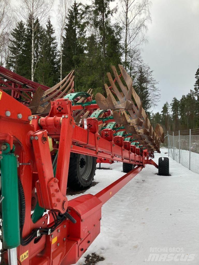 Kverneland PW100 Оборотные плуги