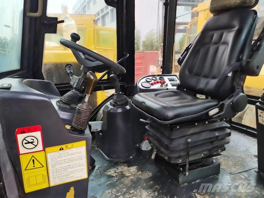 CAT 420F Экскаваторы-погрузчики