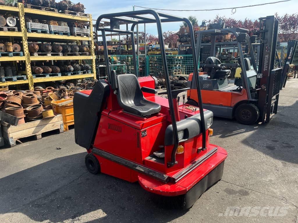 RCM Mille V-4075 Вакуумные уборочные машины
