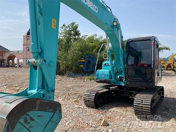 Kobelco SK 140 Гусеничные экскаваторы