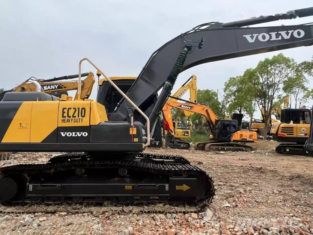 Volvo EC 210 Гусеничные экскаваторы