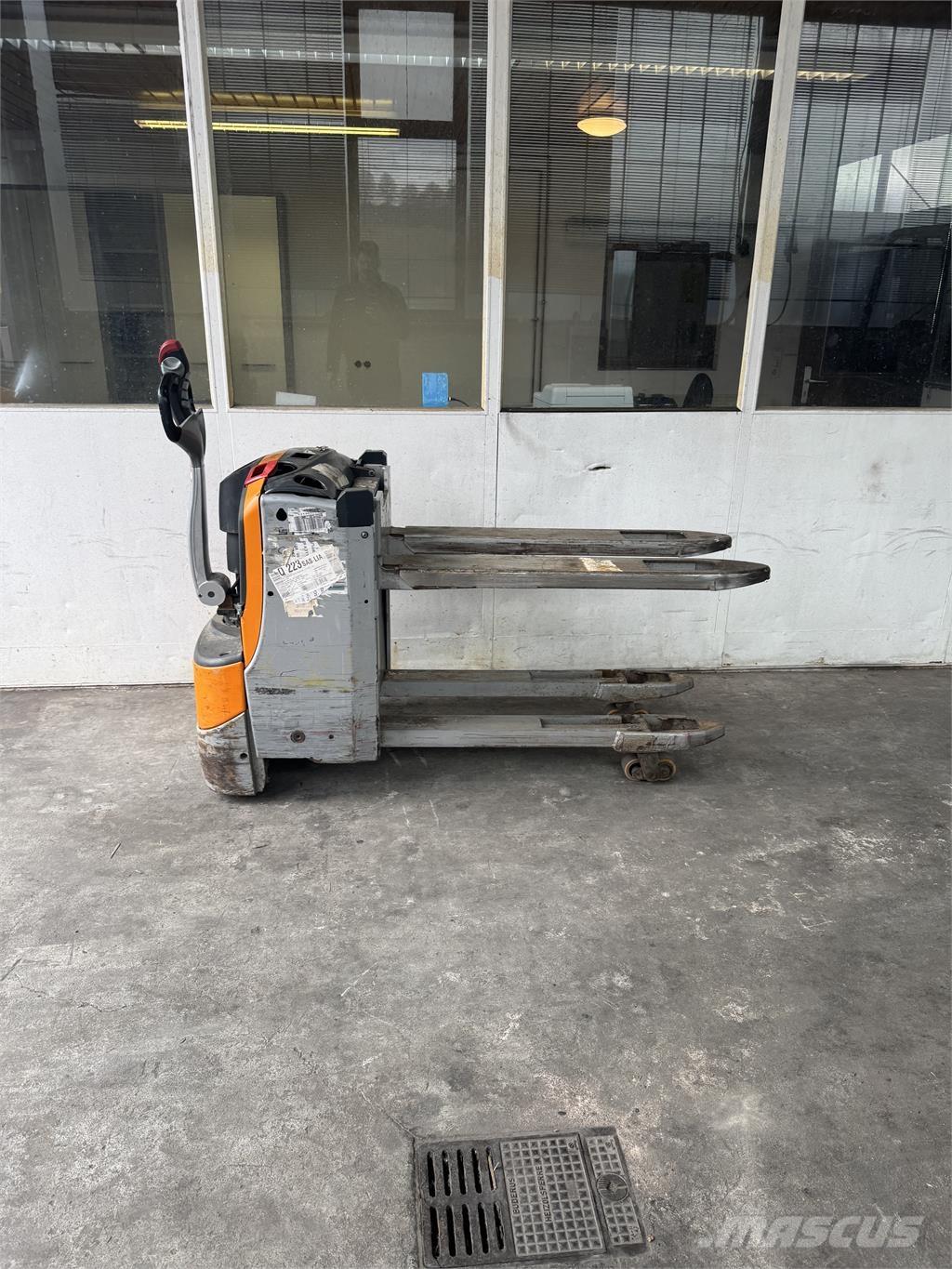 Still EXU-H18 Ручные штабелёры с электроподъёмом