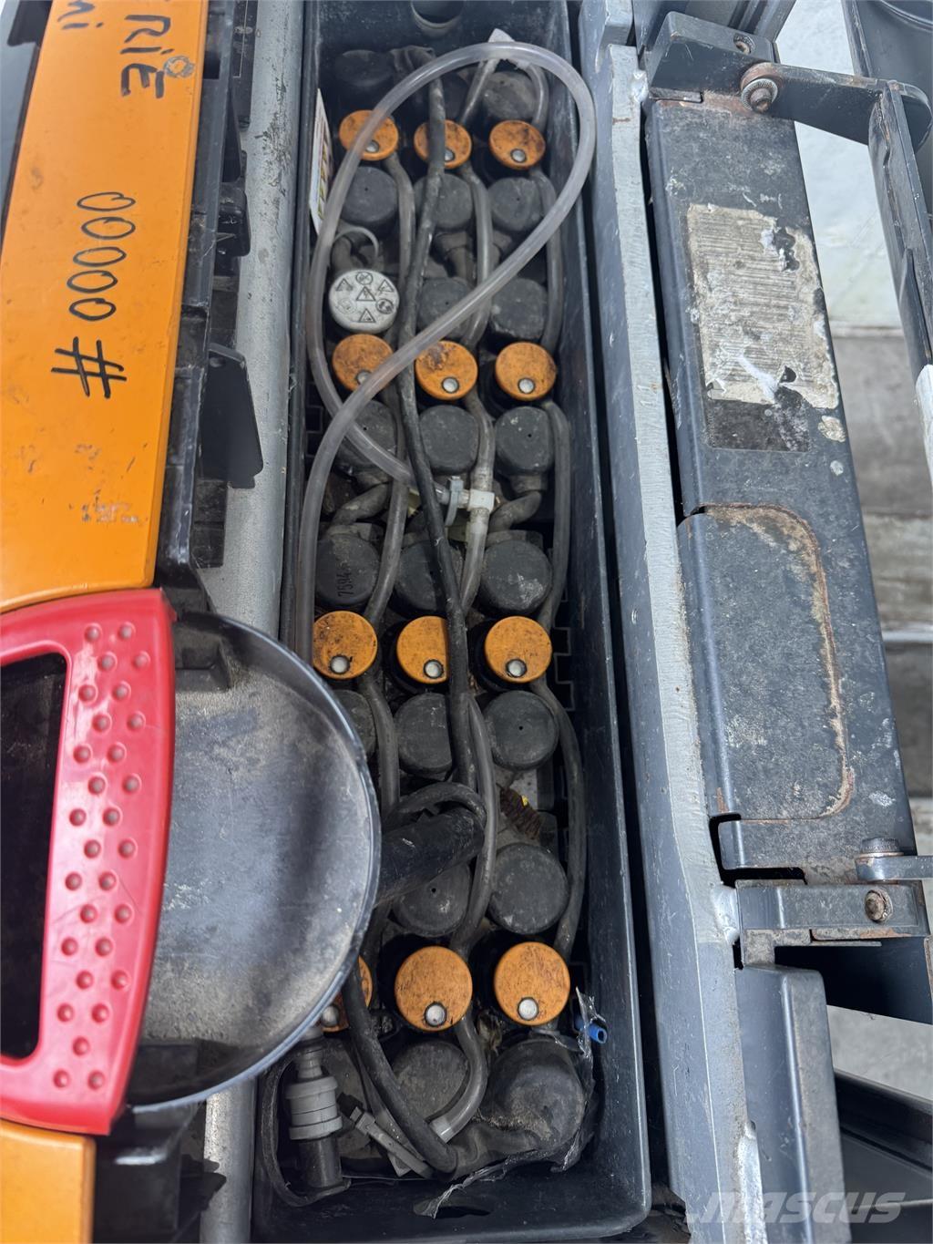 Still EXU-H18 Ручные штабелёры с электроподъёмом