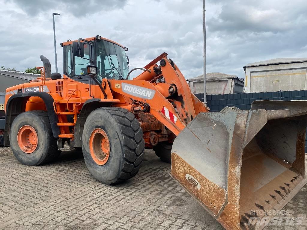 Doosan DL 350-3 Фронтальные погрузчики