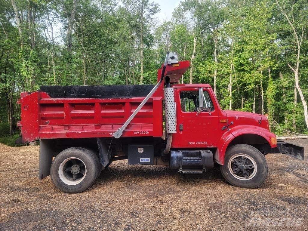 International 4900 Грузовики-Самосвалы