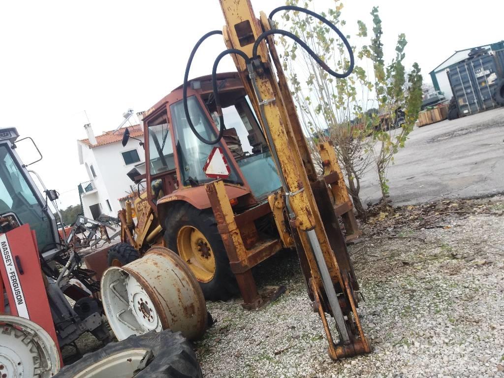 CASE 580 SK Экскаваторы-погрузчики