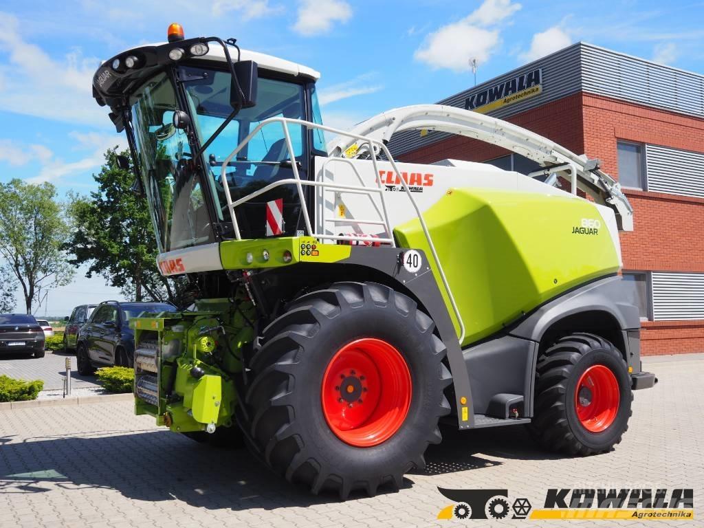 CLAAS Jaguar 860 4WD Самоходные кормоуборочные комбайны