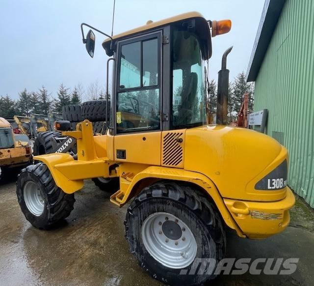 Volvo L30B PRO Фронтальные погрузчики