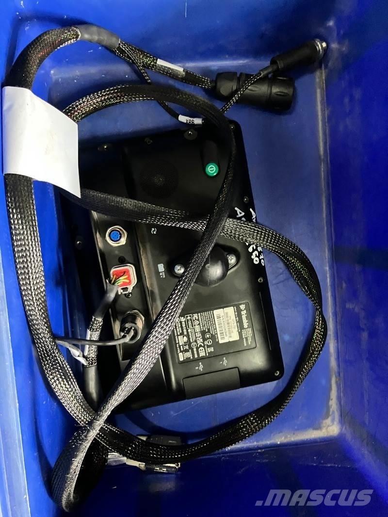 Trimble GFX 750 Навесное оборудование и запчасти