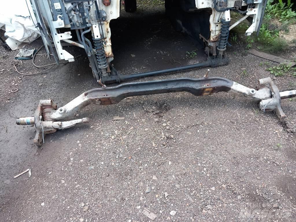 MAN TGM  81440017239 Оси