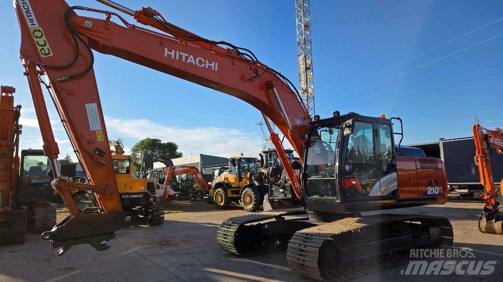 Hitachi ZX 210 Гусеничные экскаваторы