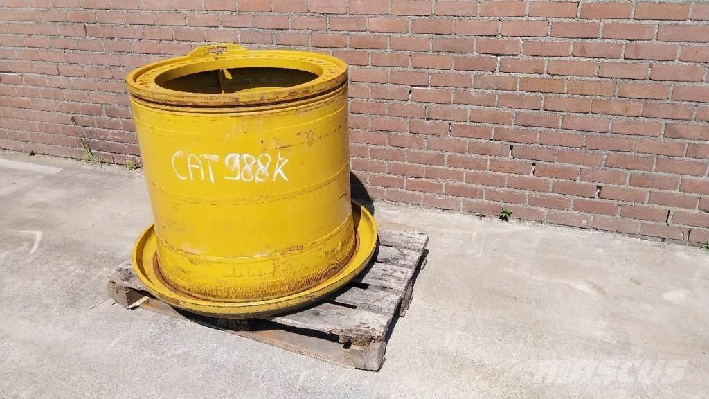 CAT 988 rim Шины и колёса