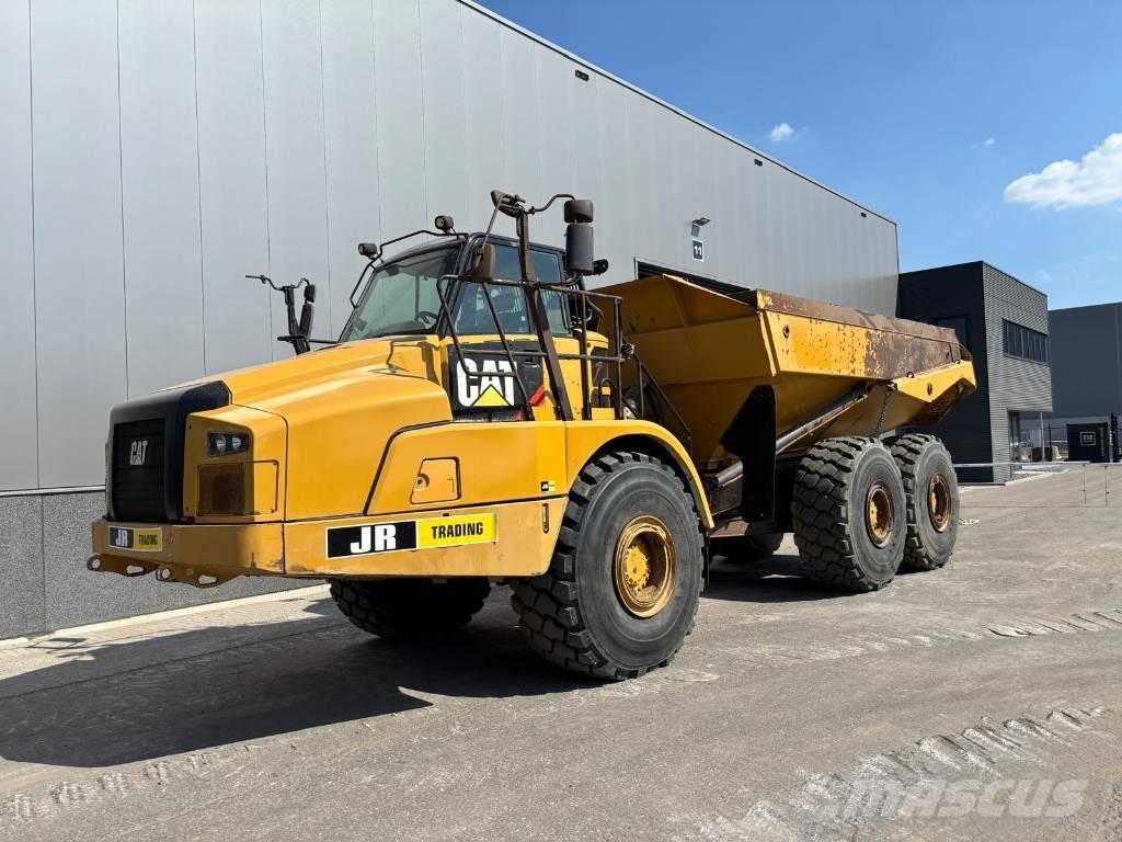 CAT 745 C Шарнирно-сочленённые самосвалы