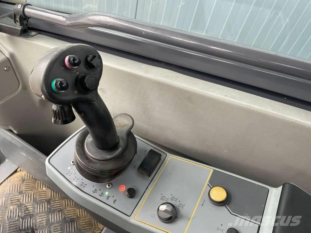 Wirtgen WR200XLi Уплотнители грунта