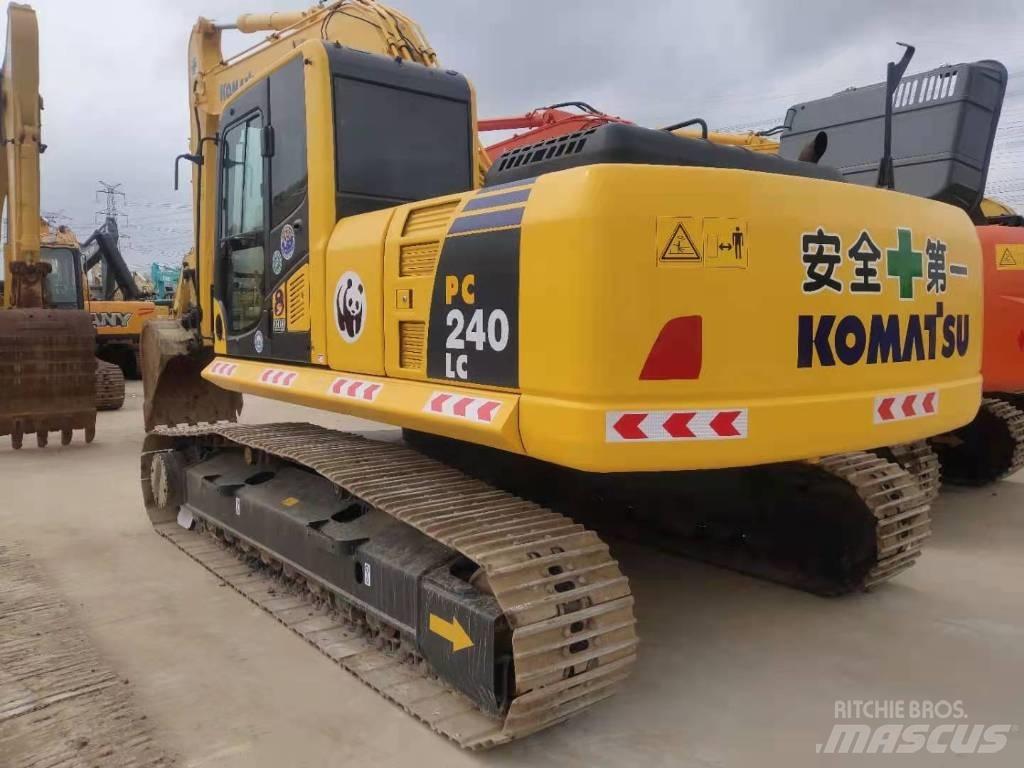 Komatsu PC 240 Гусеничные экскаваторы