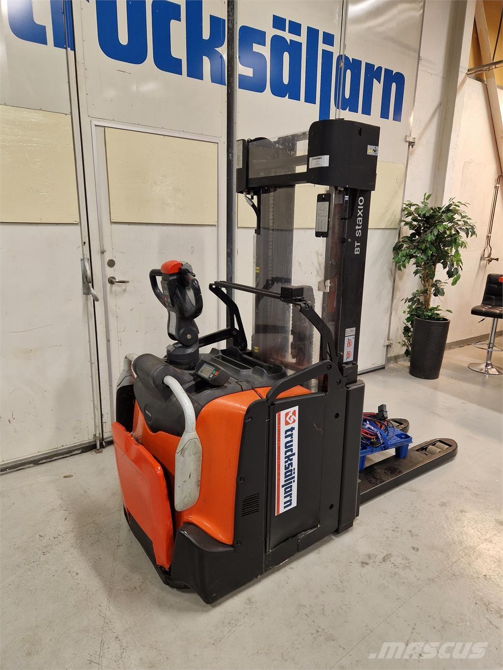 Toyota SPE160L Самоходные электроштабелёры