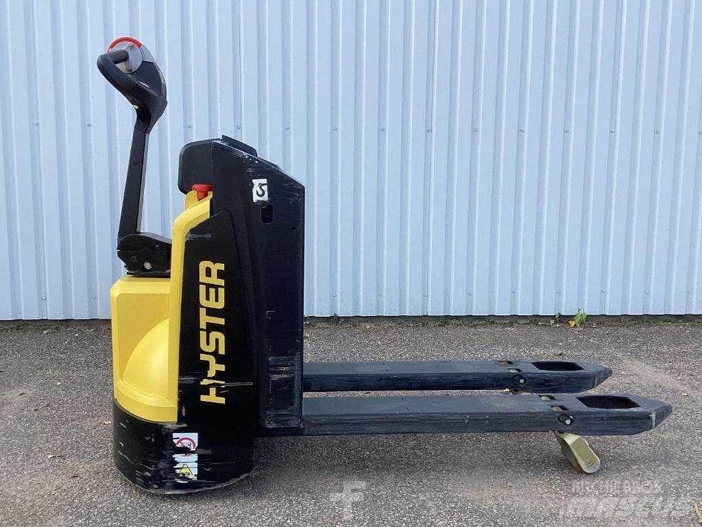 Hyster P2.0 Ручные штабелёры с электроподъёмом