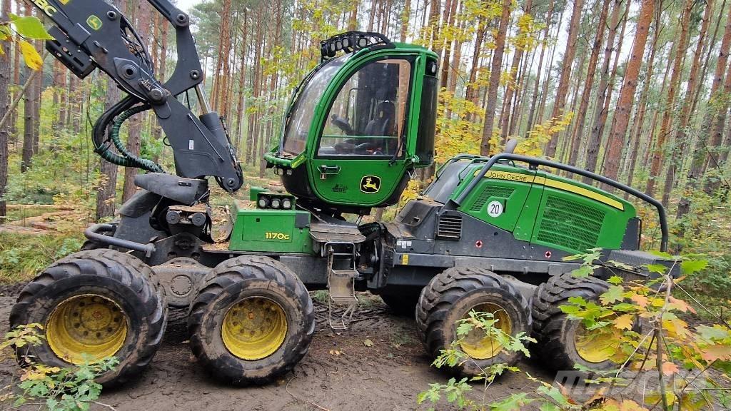 John Deere 1170G Харвестеры