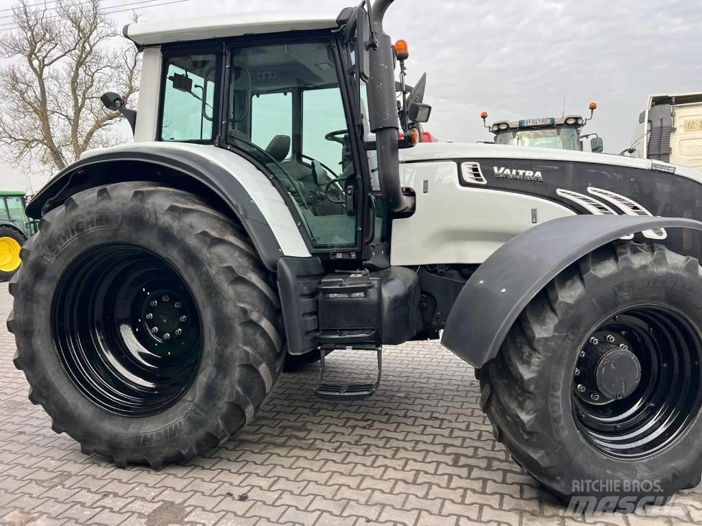 Valtra T 202 Versu Трактора