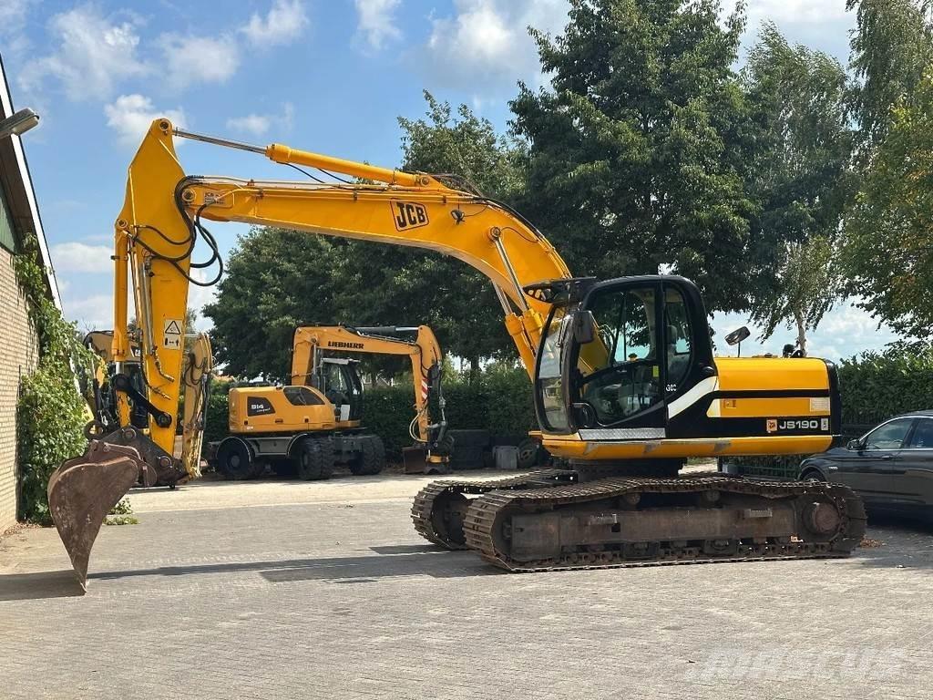 JCB JS190 LC Гусеничные экскаваторы