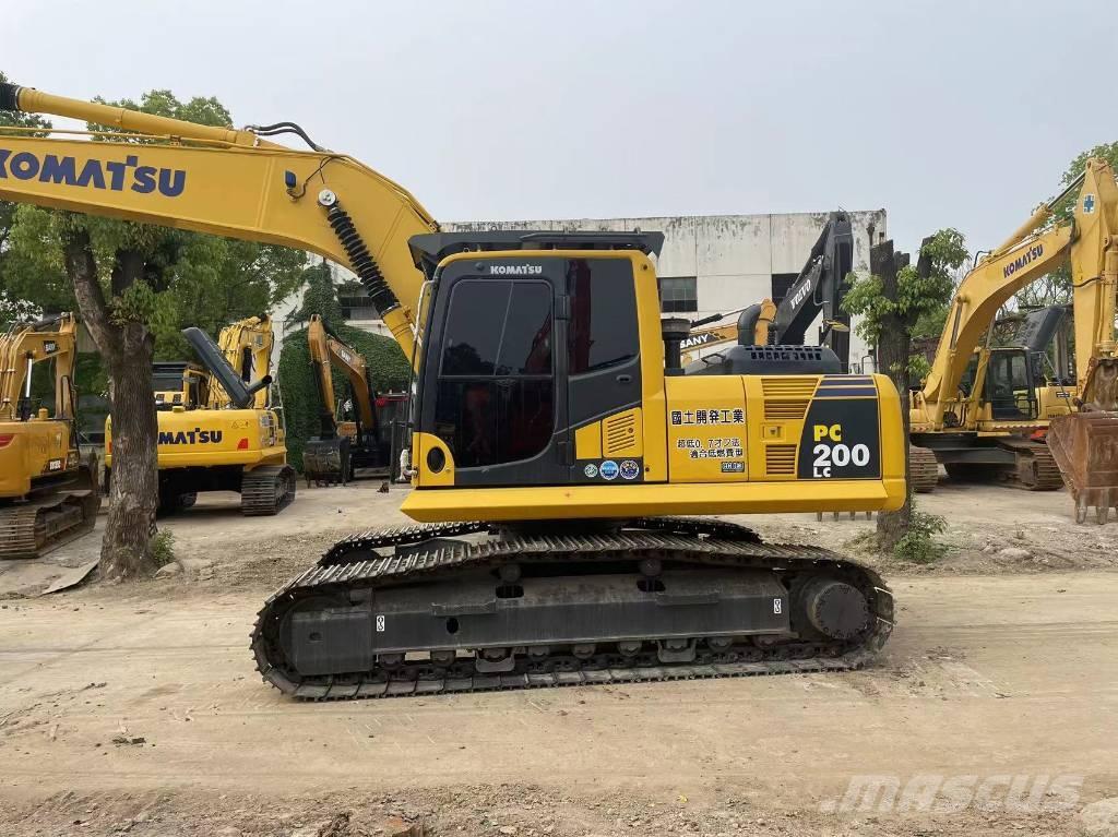 Komatsu pc200-8 Гусеничные экскаваторы