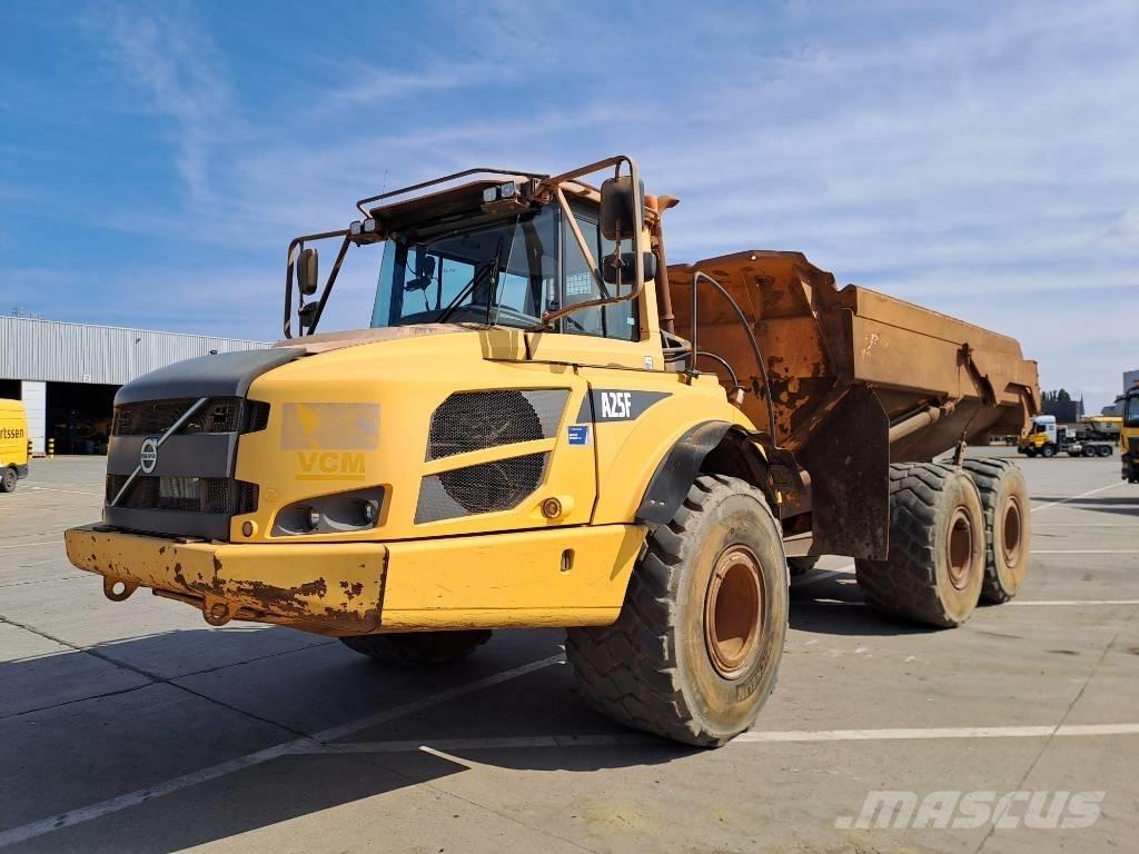 Volvo A25F Шарнирно-сочленённые самосвалы
