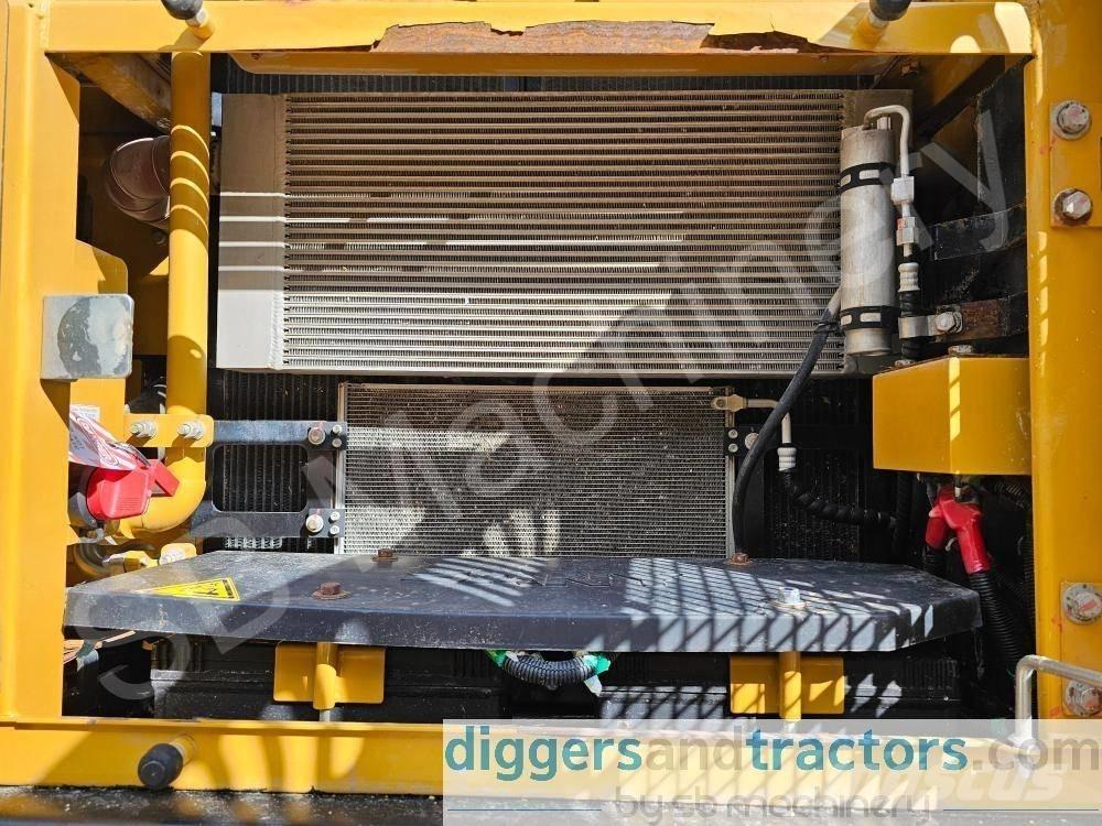 Sany SY 215 C Гусеничные экскаваторы
