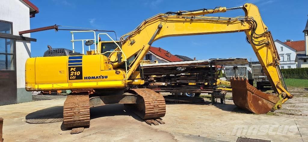 Komatsu PC 210 Гусеничные экскаваторы