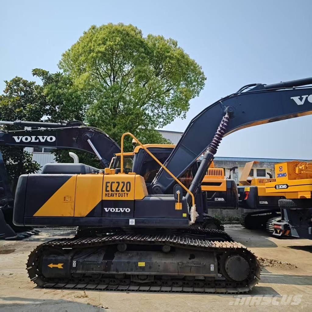 Volvo EC 220 Гусеничные экскаваторы
