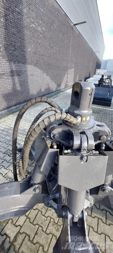 Fuchs 600L Grijper Грейферы