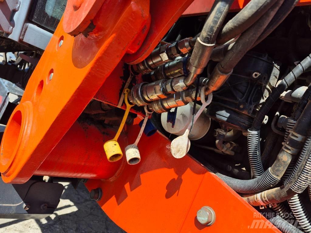 Kubota M 9960 D Коммунальные тракторы