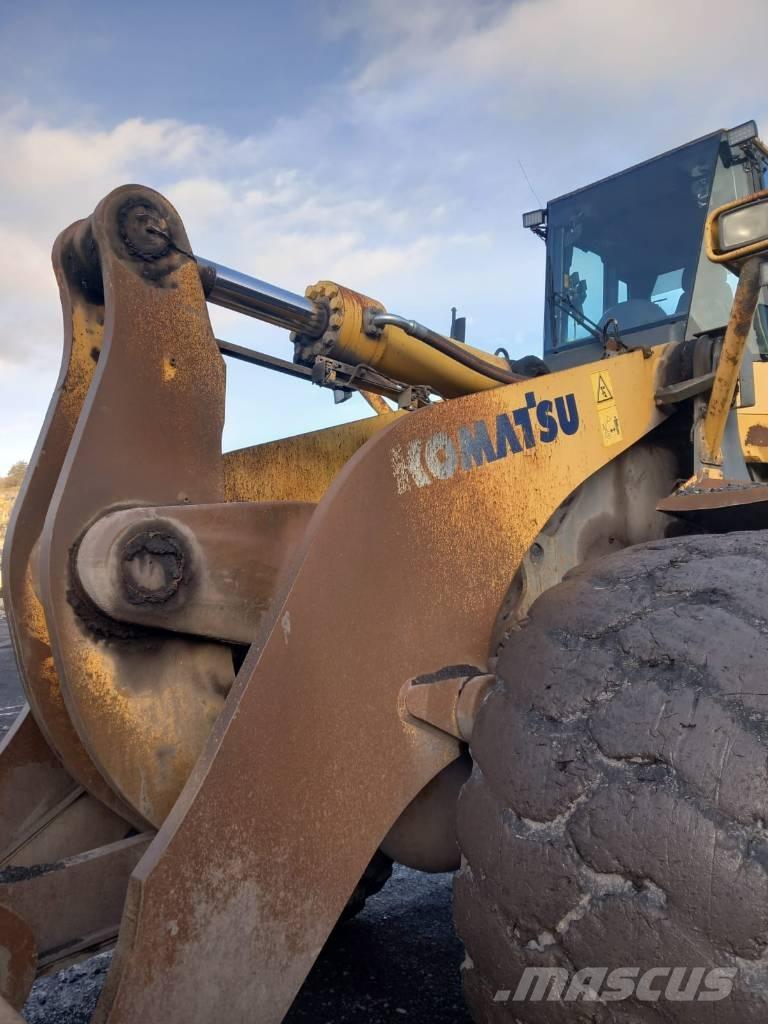 Komatsu WA 600-6 Фронтальные погрузчики