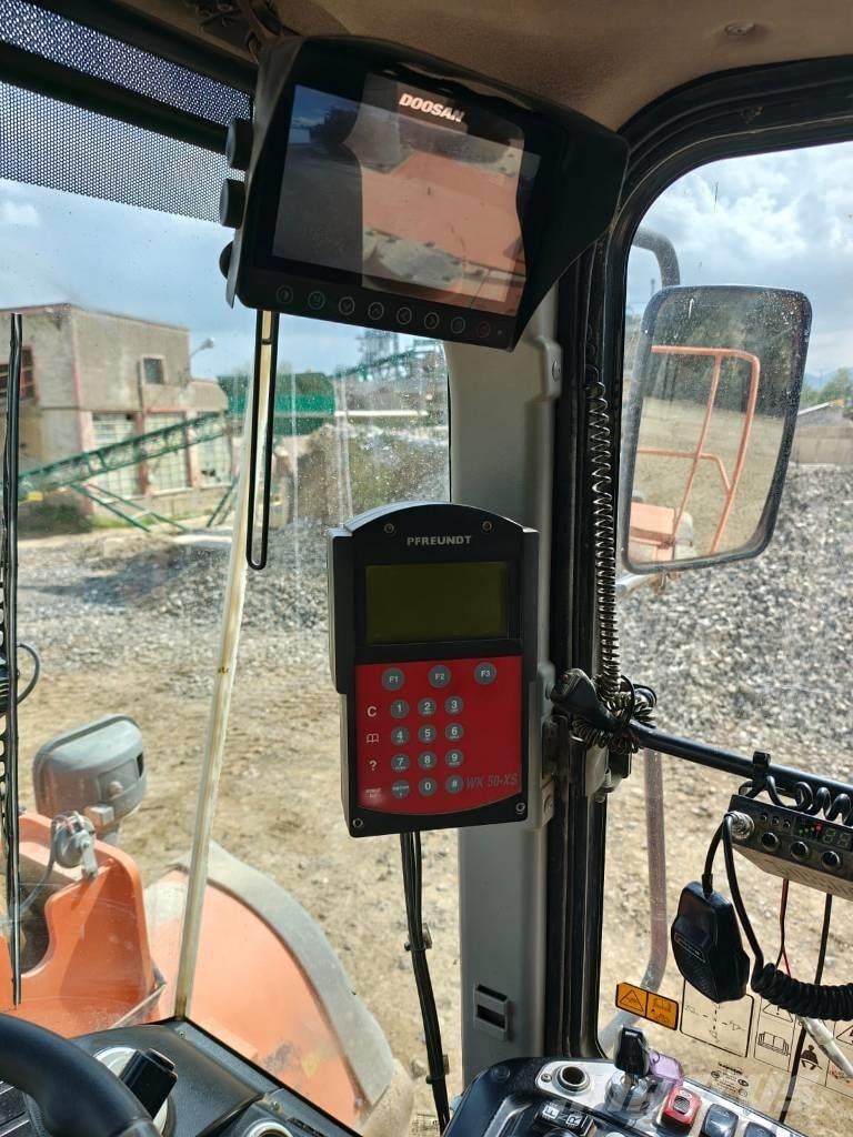 Doosan DL 550-5 Фронтальные погрузчики