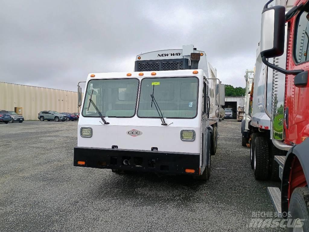  Crane Carrier LE Мусоровозы