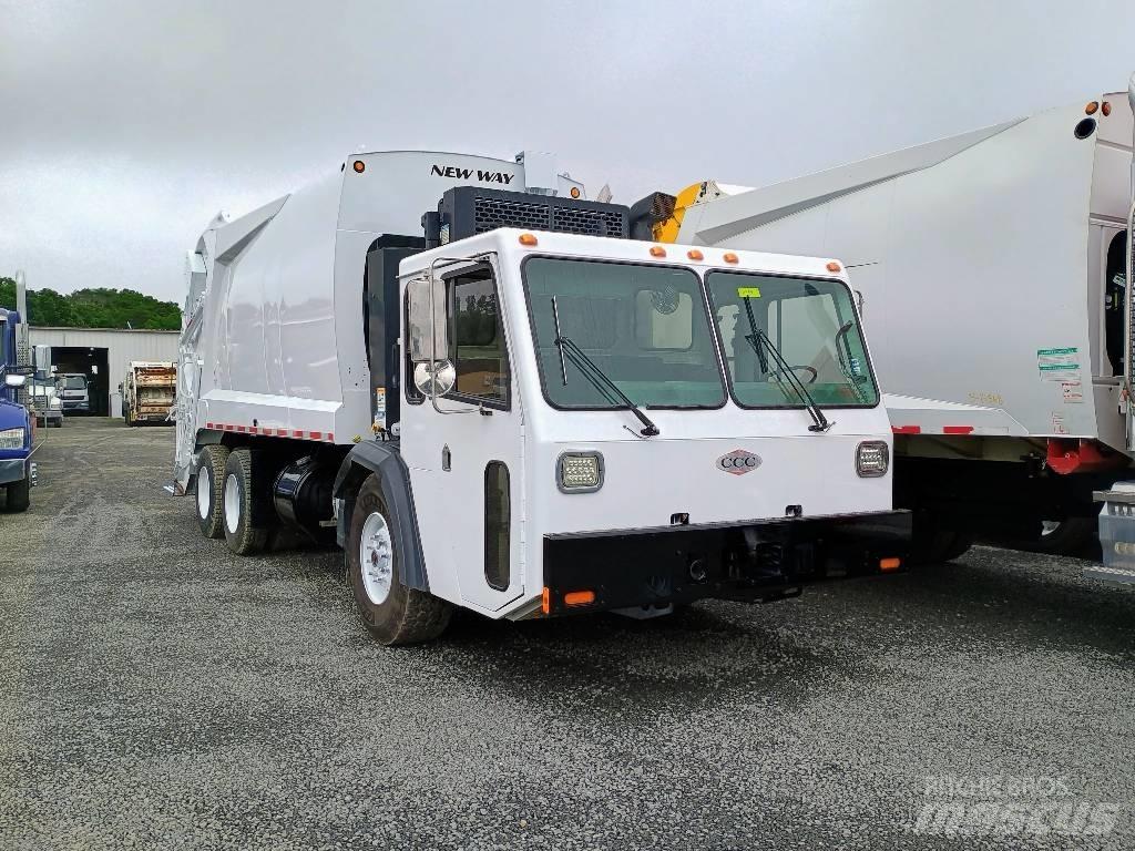  Crane Carrier LE Мусоровозы
