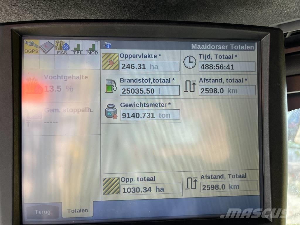 New Holland CR 8.90 Зерноуборочные комбайны