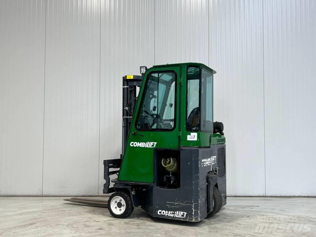 Combilift CB2500 lpg 4-x ходовые ричтраки