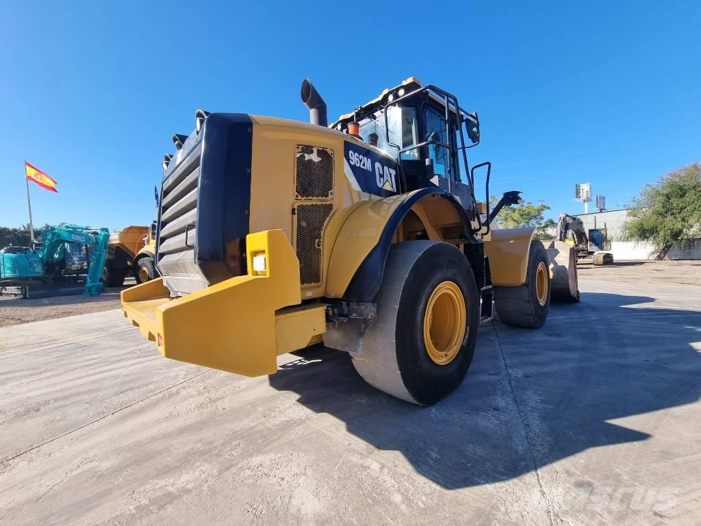 CAT 962 M Фронтальные погрузчики